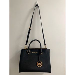 🧳 michael kors sutton handbag medium